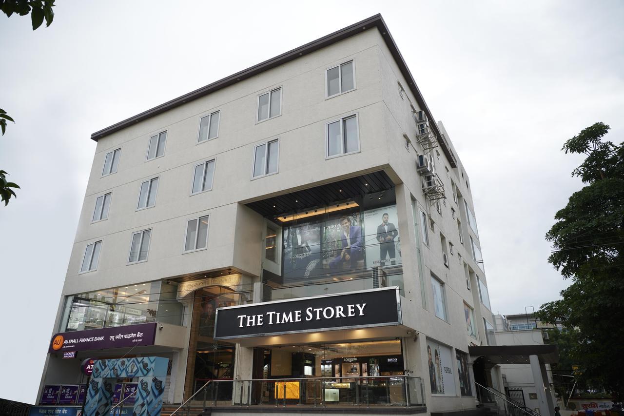 The Atithi Niwas Indore Exterior photo