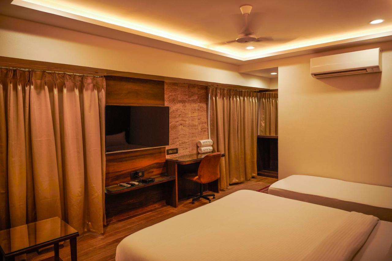 The Atithi Niwas Indore Exterior photo